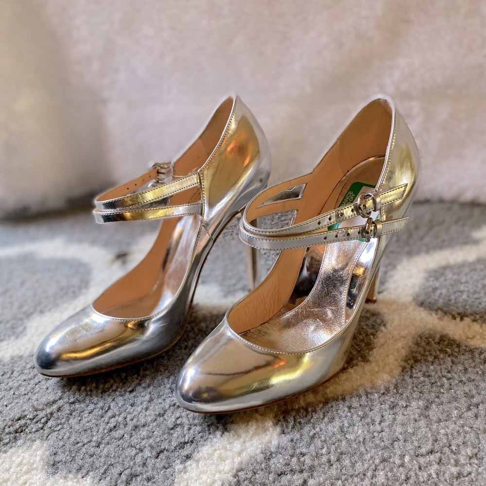 Sergio Rossi Italy Mary Jane Stiletto Heel - Silver Metallic Leather size 39